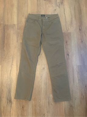 Marmot Men's Straight-Leg Chinos in Olive Green